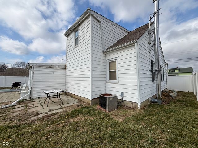 711 Central Avenue, Batesville, IN 47006