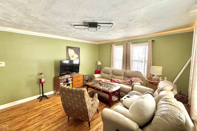 711 Central Avenue, Batesville, IN 47006