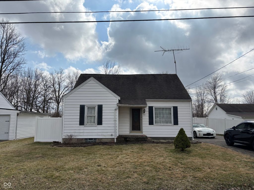 711 Central Avenue, Batesville, IN 47006