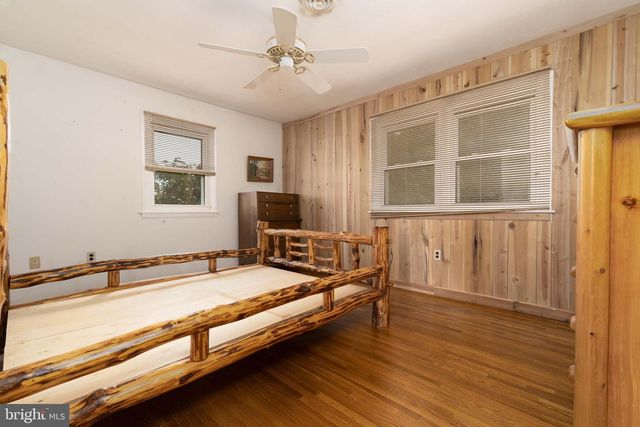 1825 SHEEPFORD RD, Mechanicsburg, PA 17055