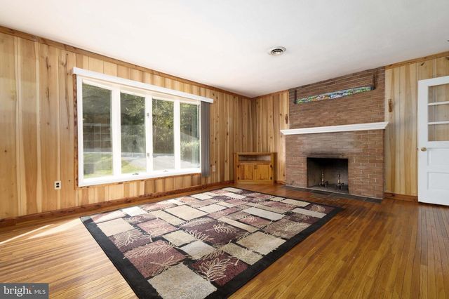 1825 SHEEPFORD RD, Mechanicsburg, PA 17055
