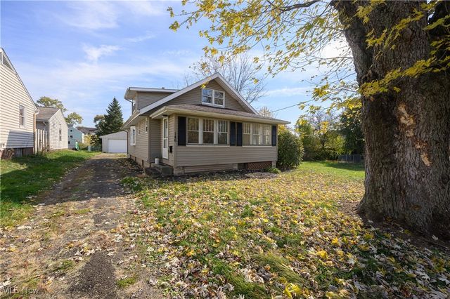 146 Cayuga Avenue NW, Canton, OH 44708