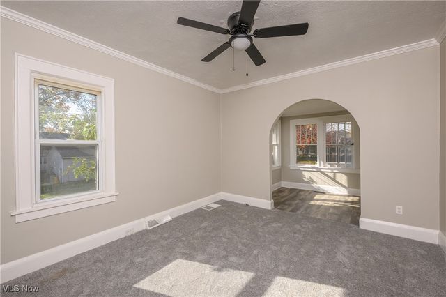 146 Cayuga Avenue NW, Canton, OH 44708