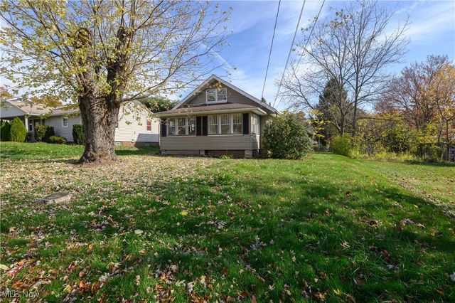146 Cayuga Avenue NW, Canton, OH 44708
