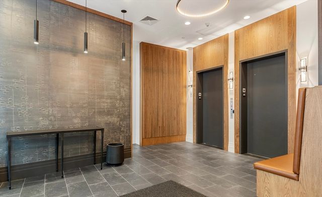 35 Fay St 215, Boston, MA 02118