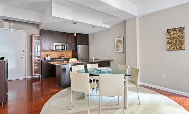 35 Fay St 215, Boston, MA 02118