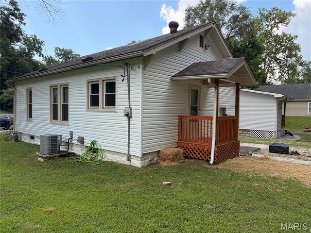 1109 HARRISON Street, Alton, IL 62002