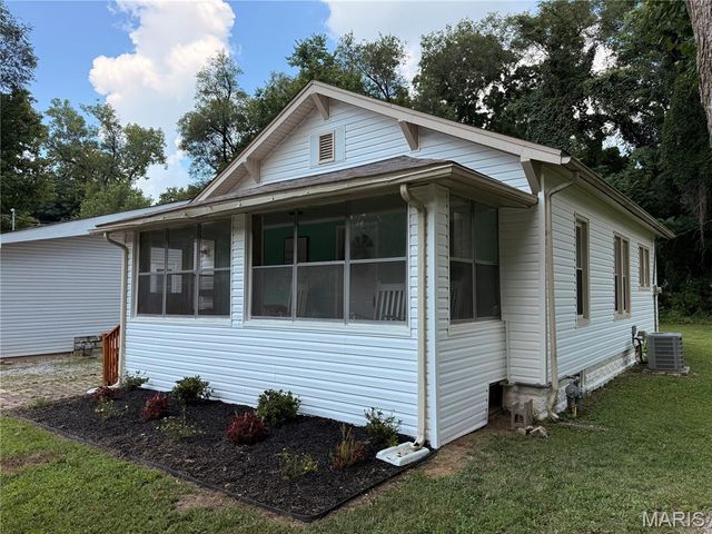1109 HARRISON Street, Alton, IL 62002