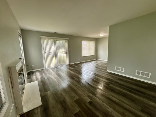 48 Churn Road, Matteson, IL 60443