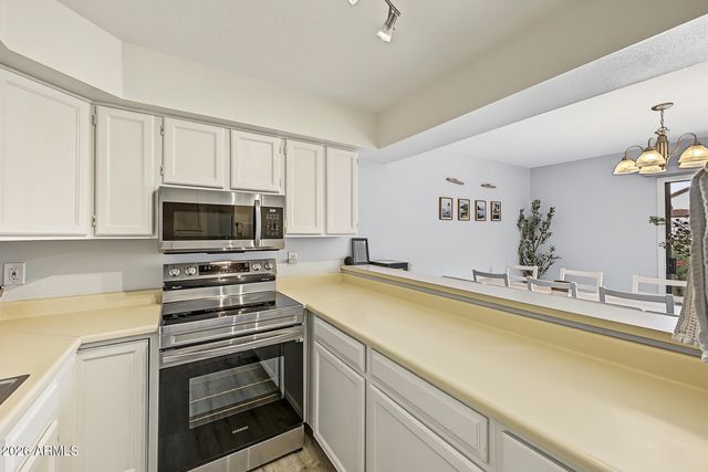2121 S PENNINGTON -- 8, Mesa, AZ 85202