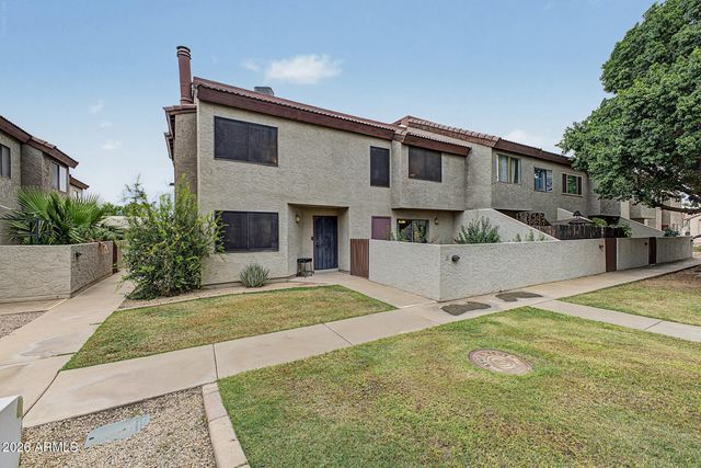 2121 S PENNINGTON -- 8, Mesa, AZ 85202