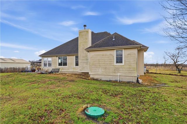 4185 Stafford Road, Wellsville, KS 66092