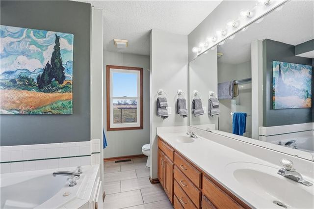 4185 Stafford Road, Wellsville, KS 66092