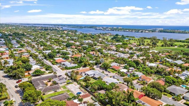 1227 N Ocean Breeze, Lake Worth Beach, FL 33460