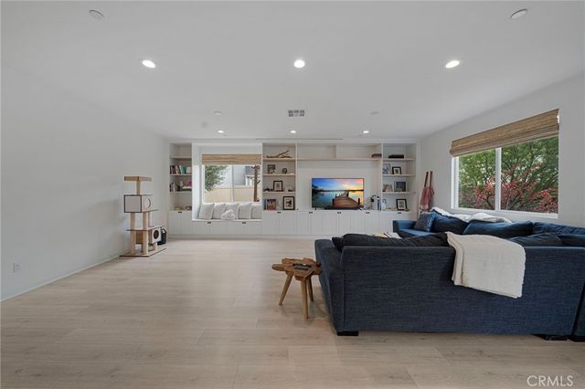 31467 Mosaic Court, Winchester, CA 92596