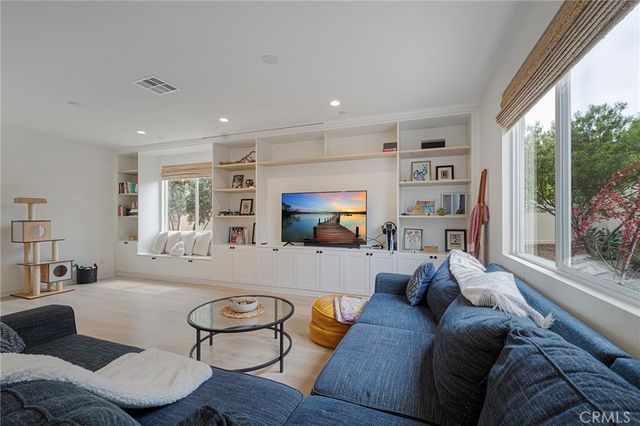 31467 Mosaic Court, Winchester, CA 92596