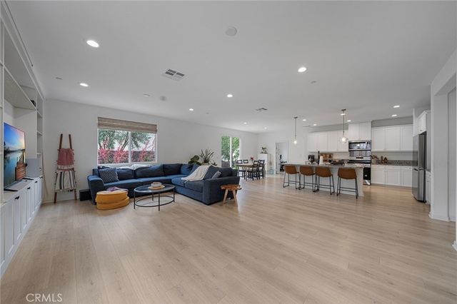 31467 Mosaic Court, Winchester, CA 92596