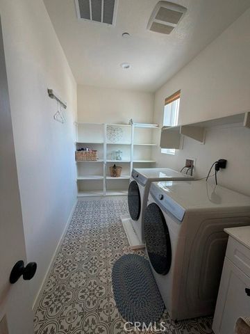 31467 Mosaic Court, Winchester, CA 92596