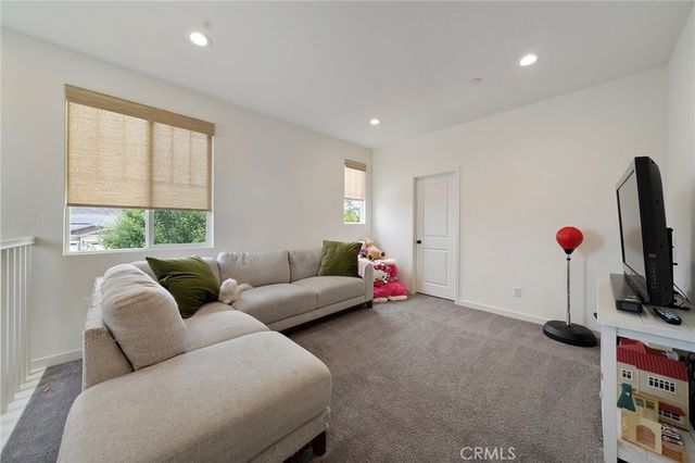 31467 Mosaic Court, Winchester, CA 92596