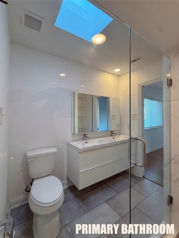 7450 Holly Hill Drive 103, Dallas, TX 75231