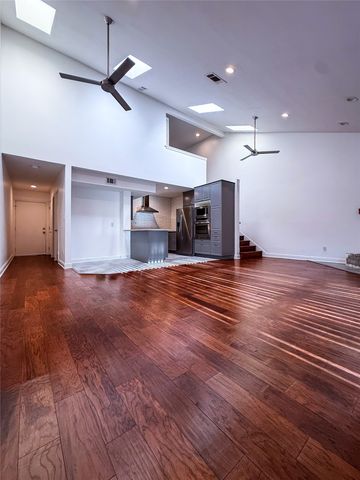 7450 Holly Hill Drive 103, Dallas, TX 75231