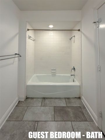 7450 Holly Hill Drive 103, Dallas, TX 75231