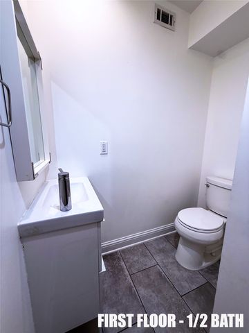 7450 Holly Hill Drive 103, Dallas, TX 75231