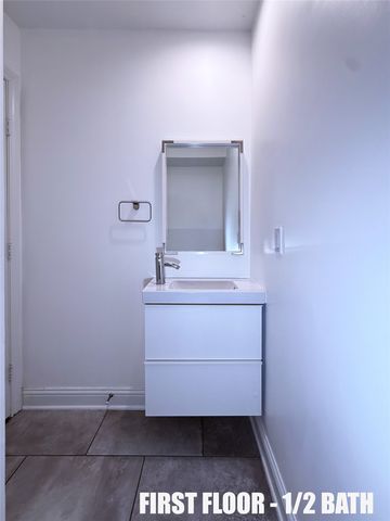 7450 Holly Hill Drive 103, Dallas, TX 75231