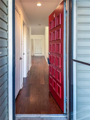 7450 Holly Hill Drive 103, Dallas, TX 75231