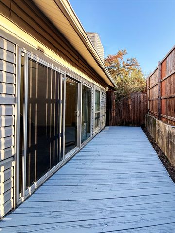 7450 Holly Hill Drive 103, Dallas, TX 75231