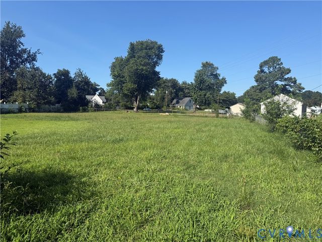 23113 River Rd, North Dinwiddie, VA 23803