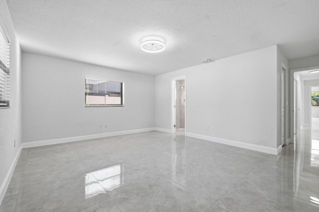 22390 SW 66th Avenue, Boca Raton, FL 33428