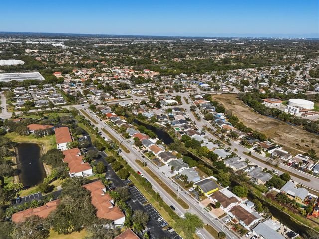 22390 SW 66th Avenue, Boca Raton, FL 33428