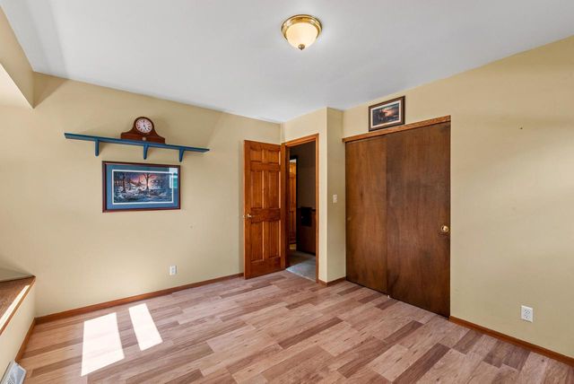 624 Deer Pass ROAD, Saukville, WI 53080