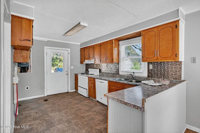 6701 Murrayville Road, Wilmington, NC 28411