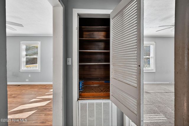 6701 Murrayville Road, Wilmington, NC 28411