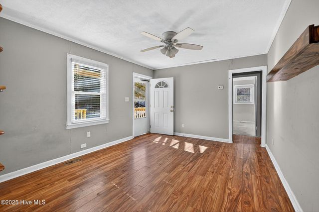 6701 Murrayville Road, Wilmington, NC 28411