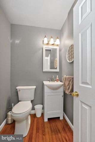 2 REVERE LN, Glenmoore, PA 19343