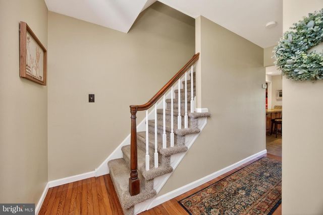 2 REVERE LN, Glenmoore, PA 19343