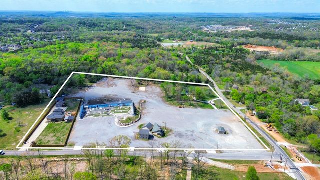 2060 Old Lebanon Dirt Rd, Mount Juliet, TN 37122