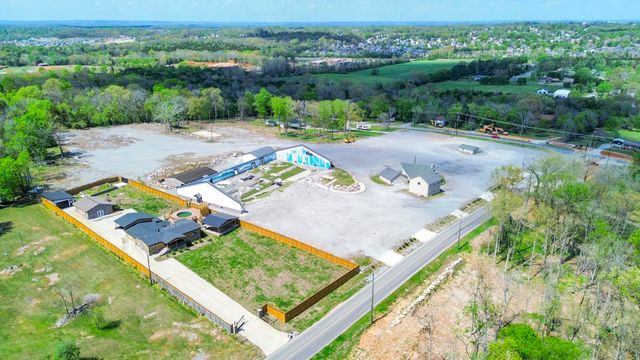 2060 Old Lebanon Dirt Rd, Mount Juliet, TN 37122
