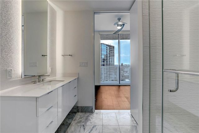 301 West Ave 2802, Austin, TX 78701