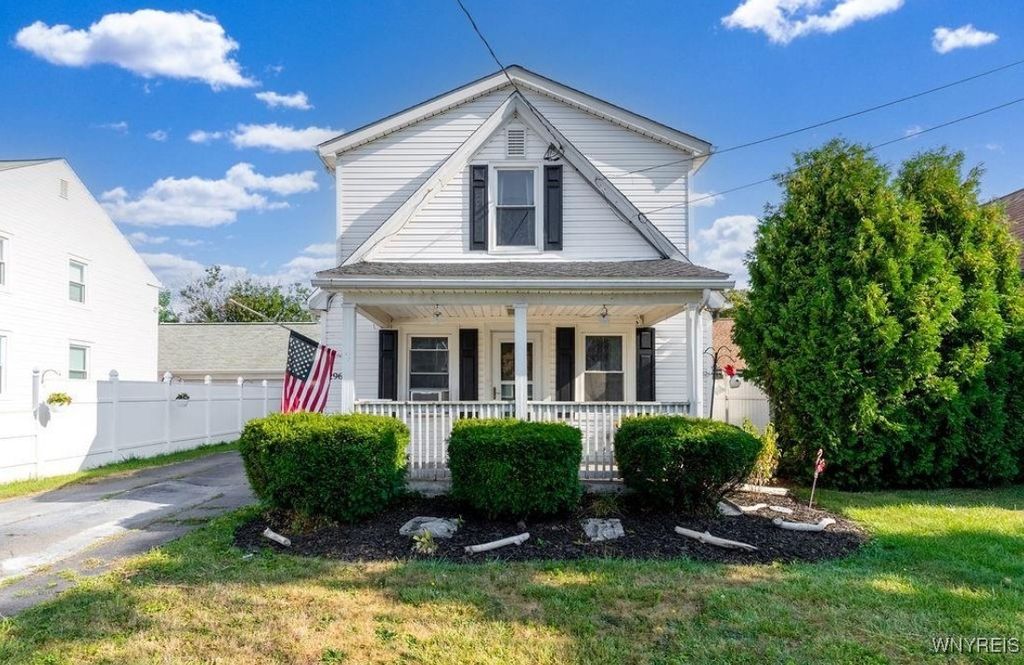 2962 Weston Avenue, Niagara Falls, NY 14305