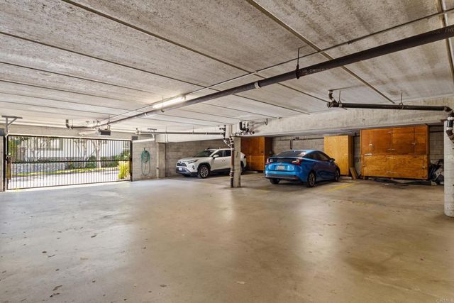 4055 Falcon St 202, San Diego, CA 92103
