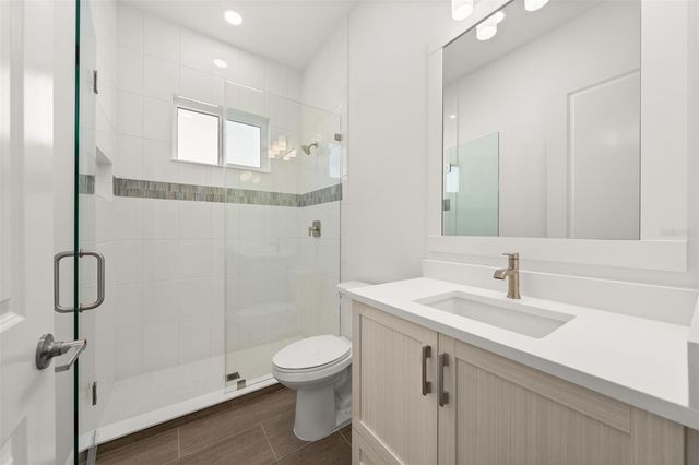 832 BLUE SHELL LOOP, Sarasota, FL 34240