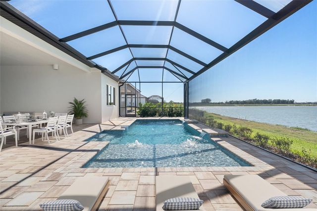 832 BLUE SHELL LOOP, Sarasota, FL 34240