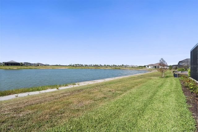 832 BLUE SHELL LOOP, Sarasota, FL 34240
