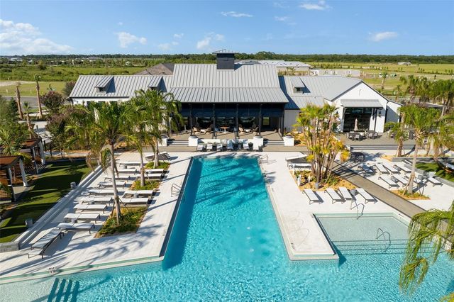 832 BLUE SHELL LOOP, Sarasota, FL 34240
