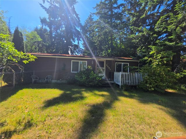 3591 Pine Road, Bremerton, WA 98310