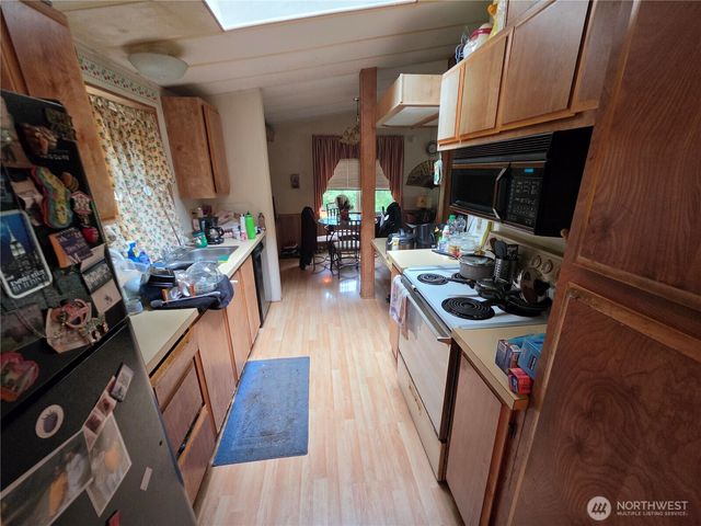 3591 Pine Road, Bremerton, WA 98310